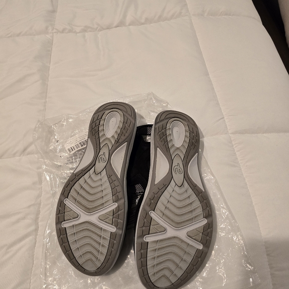 Easy Spirit Womens Esplash Leather Casual Strap Sandals - Picture 4 of 4